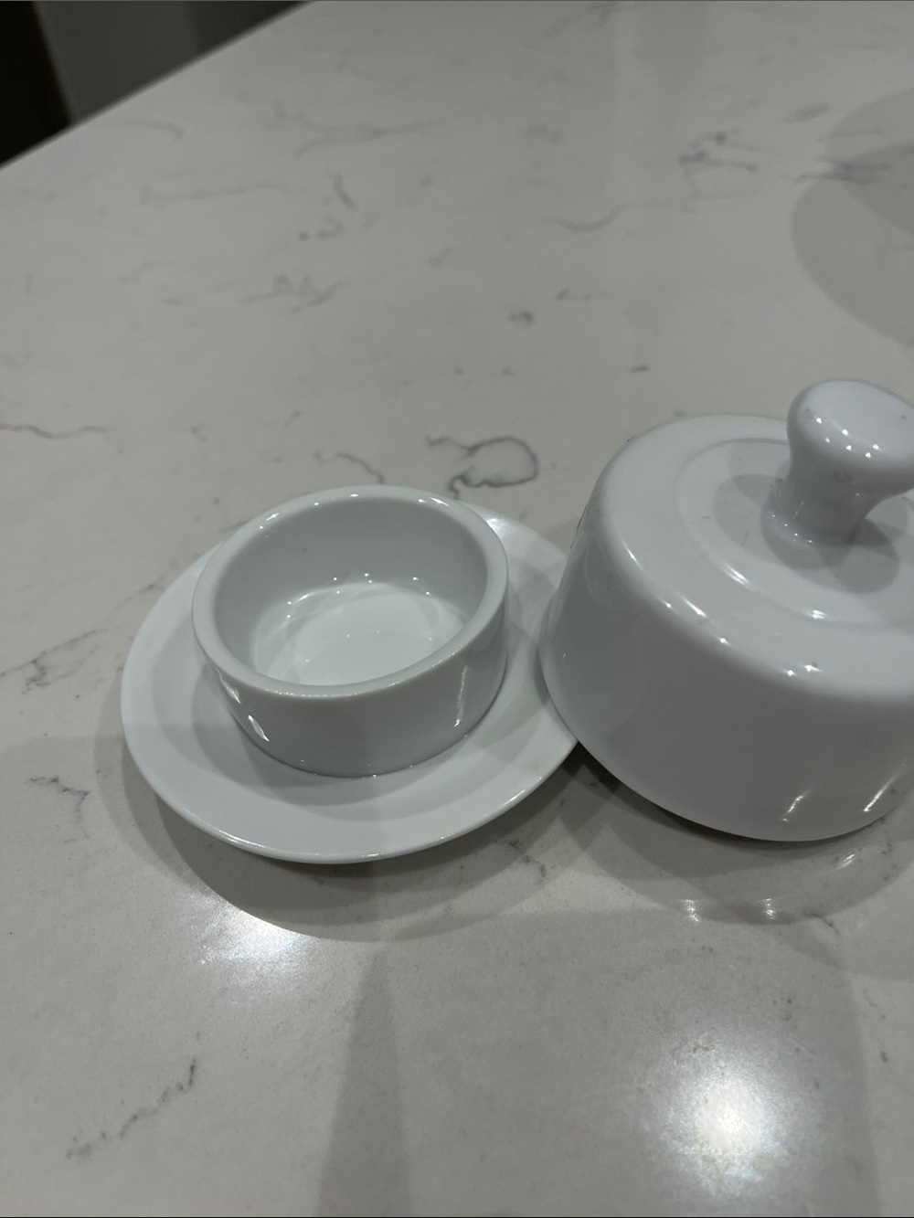 White Ceramic Butter Elegant Pedestal